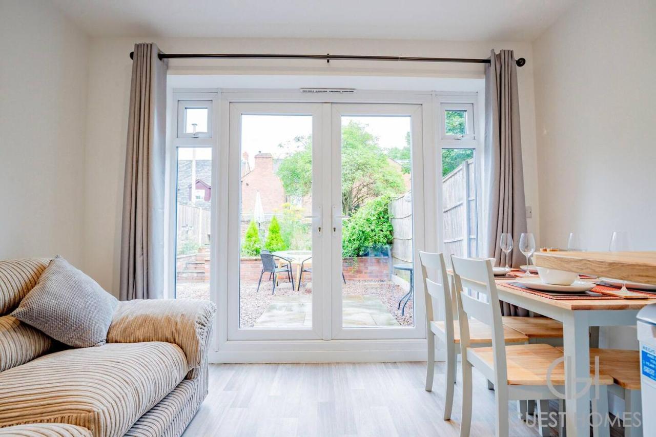Guest Homes I Friar Street Flat เฮริฟอร์ด ภายนอก รูปภาพ